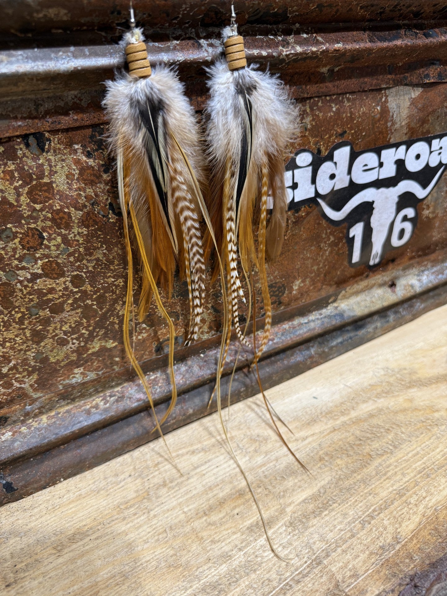 Saco Feather Earrings