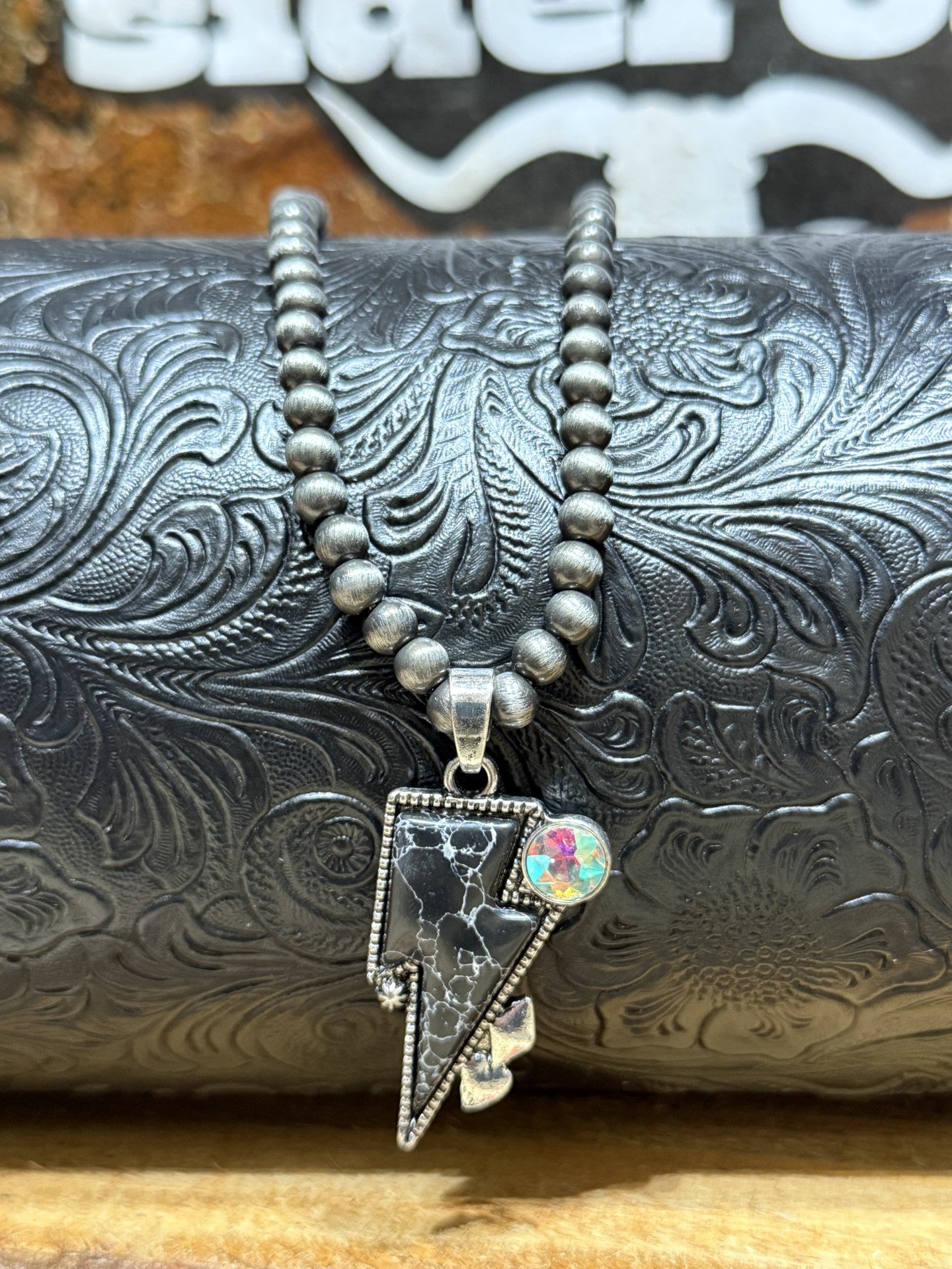 Struck Pearls Necklace