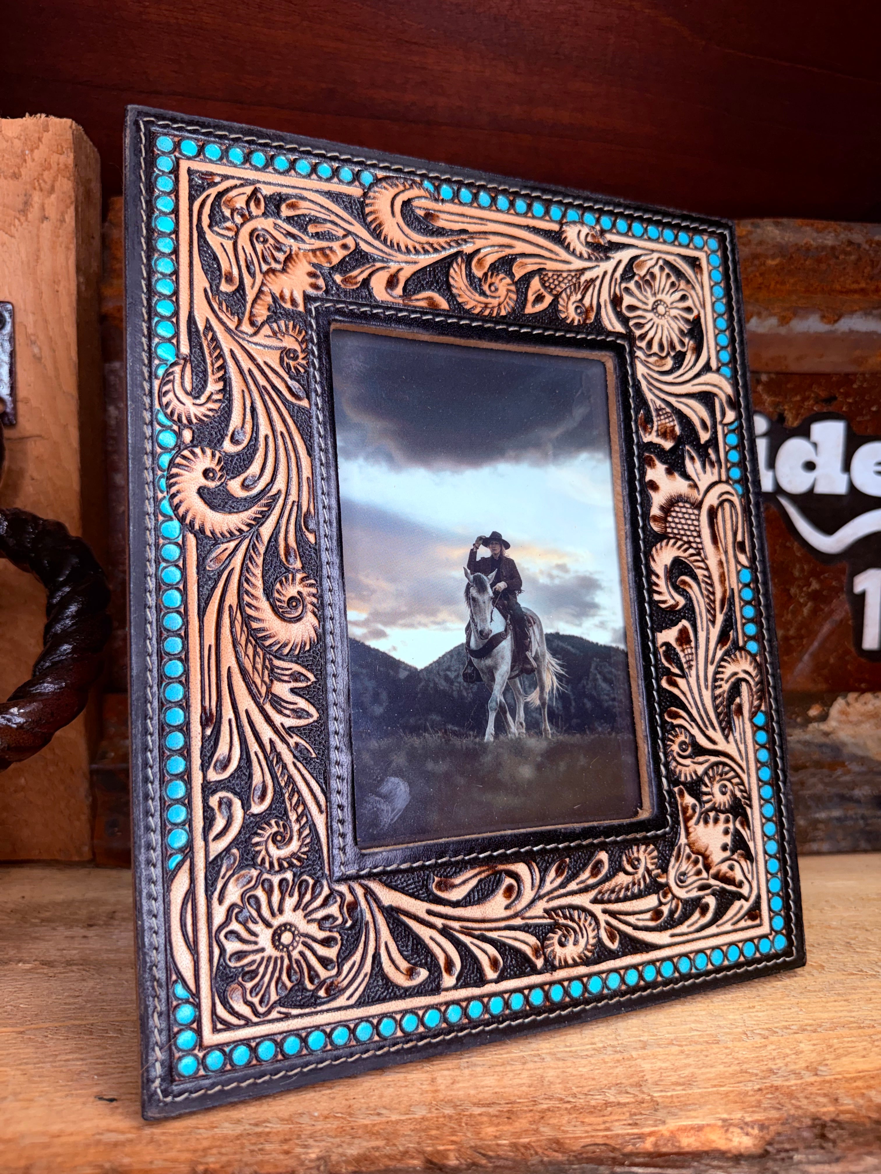 Mesa Plateau Hand-Tooled Photo Frame